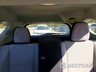 Zdjęcie 10 z 13 samochodu: 2018 TOYOTA RAV4 HYBRID XLE VIN:JTMRJREV4JD185001 - miniatura