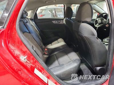 Zdjęcie 10 z 13 samochodu: 2021 KIA FORTE LXS VIN:3KPF24AD9ME334375 - miniatura