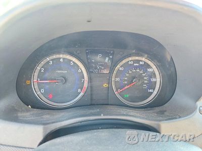 Zdjęcie 9 z 12 samochodu: 2014 HYUNDAI ACCENT GLS VIN:KMHCT4AE2EU651051 - miniatura
