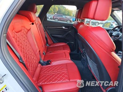 Zdjęcie 11 z 13 samochodu: 2019 AUDI SQ5 VIN:WA1C4AFY4K2040457 - miniatura