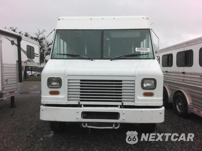 Piąte zdjęcie samochodu w środku: 2013 FORD F59 DELIVERY TRUCK VIN:1F66F5KY9D0A12830 - miniatura
