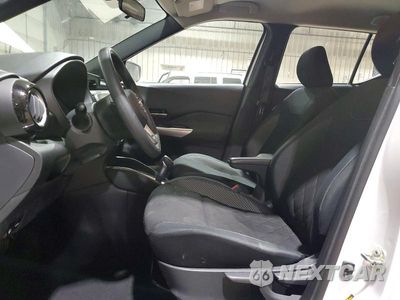 Zdjęcie 7 z 13 samochodu: 2020 NISSAN KICKS SV VIN:3N1CP5CV7LL532577 - miniatura