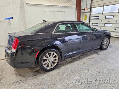 Trzecie zdjęcie samochodu z tyłu: 2018 CHRYSLER 300 LIMITED VIN:2C3CCAKG8JH127553 - miniatura