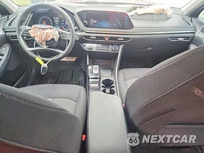 Zdjęcie 8 z 13 samochodu: 2023 HYUNDAI SONATA SEL VIN:KMHL64JA6PA292649 - miniatura