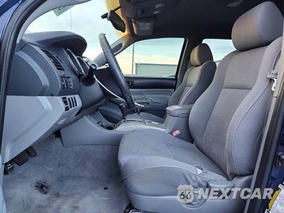 Zdjęcie 7 z 12 samochodu: 2005 TOYOTA TACOMA DOUBLE CAB LONG BED VIN:3TMMU52N65M001766 - miniatura