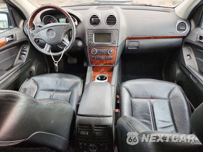 Zdjęcie 8 z 12 samochodu: 2008 MERCEDES-BENZ GL 550 4MATIC VIN:4JGBF86E38A350667 - miniatura