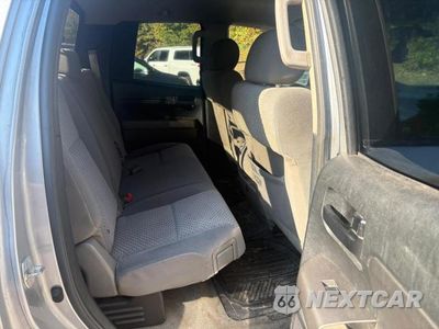 Zdjęcie 6 z 10 samochodu: 2011 TOYOTA TUNDRA DOUBLE CAB SR5 VIN:5TFUM5F12BX024796 - miniatura
