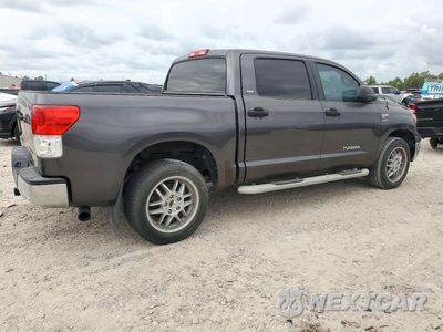 Trzecie zdjęcie samochodu z tyłu: 2011 TOYOTA TUNDRA CREWMAX SR5 VIN:5TFEY5F14BX108000 - miniatura