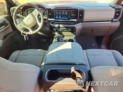 Zdjęcie 8 z 12 samochodu: 2023 CHEVROLET SILVERADO K1500 RST VIN:3GCUDEE87PG210862 - miniatura