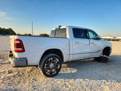 Trzecie zdjęcie samochodu z tyłu: 2023 RAM 1500 LIMITED VIN:1C6SRFHT1PN568259 - miniatura