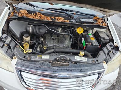 Zdjęcie 12 z 13 samochodu: 2014 CHRYSLER TOWN & COUNTRY TOURING VIN:2C4RC1BG9ER336791 - miniatura