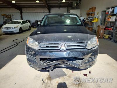 Piąte zdjęcie samochodu w środku: 2013 VOLKSWAGEN TOUAREG V6 VIN:WVGEF9BP4DD001827 - miniatura