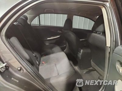Zdjęcie 10 z 13 samochodu: 2010 TOYOTA COROLLA S VIN:2T1BU4EE8AC255270 - miniatura