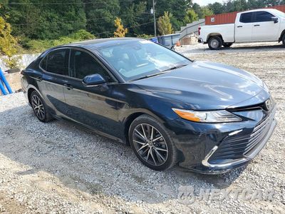 Czwarte zdjęcie samochodu z boku: 2021 TOYOTA CAMRY XLE VIN:4T1F11AKXMU455803 - miniatura