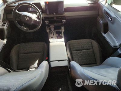 Zdjęcie 8 z 12 samochodu: 2026 TOYOTA RAV4 PLUG-IN HYBRID SE VIN:JTM7ERAV8TJ021028 - miniatura