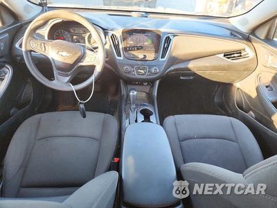 Zdjęcie 8 z 12 samochodu: 2020 CHEVROLET MALIBU LS VIN:1G1ZB5ST6LF023928 - miniatura