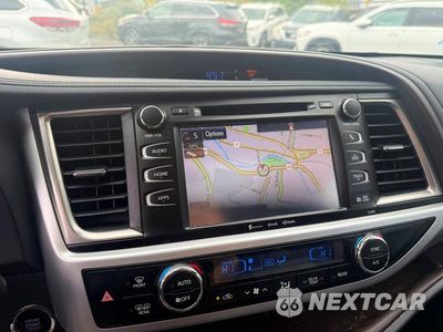 Zdjęcie 9 z 12 samochodu: 2019 TOYOTA HIGHLANDER XLE VIN:5TDJZRFH1KS604023 - miniatura