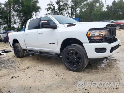 Czwarte zdjęcie samochodu z boku: 2024 RAM 2500 BIG HORN VIN:3C6UR5DJ7RG397276 - miniatura