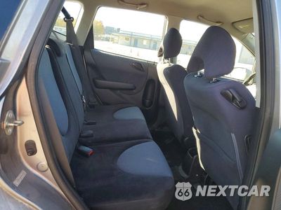 Zdjęcie 11 z 14 samochodu: 2008 HONDA FIT SPORT VIN:JHMGD386X8S034605 - miniatura