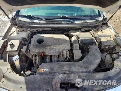 Zdjęcie 11 z 12 samochodu: 2017 HYUNDAI SONATA SPORT VIN:5NPE34AF6HH500881 - miniatura
