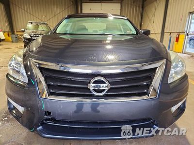 Piąte zdjęcie samochodu w środku: 2014 NISSAN ALTIMA 2.5 S VIN:1N4AL3AP3EN371937 - miniatura