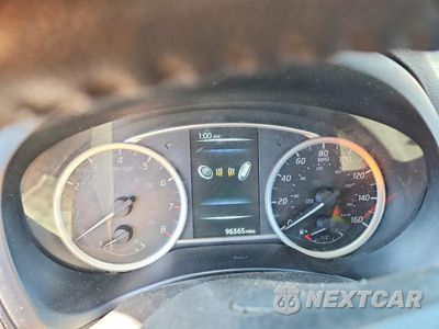 Zdjęcie 9 z 12 samochodu: 2016 NISSAN SENTRA SV VIN:3N1AB7AP9GY291765 - miniatura