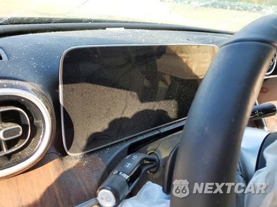 Zdjęcie 9 z 12 samochodu: 2025 MERCEDES-BENZ C 300 4MATIC VIN:W1KAF4HB3SR288620 - miniatura