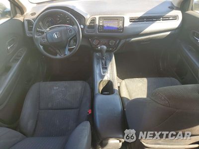 Zdjęcie 8 z 13 samochodu: 2016 HONDA HR-V LX VIN:3CZRU6H35GM708159 - miniatura