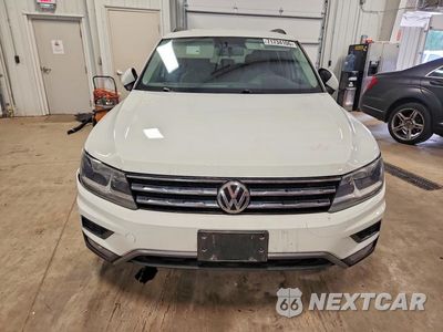 Piąte zdjęcie samochodu w środku: 2018 VOLKSWAGEN TIGUAN S VIN:3VV1B7AX0JM017092 - miniatura