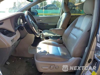 Zdjęcie 7 z 13 samochodu: 2015 TOYOTA SIENNA XLE 7-PASSENGER VIN:5TDDK3DC3FS099212 - miniatura
