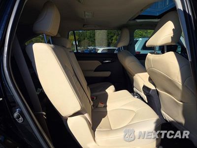 Zdjęcie 10 z 12 samochodu: 2023 TOYOTA HIGHLANDER HYBRID XLE VIN:5TDKBRCH3PS600267 - miniatura