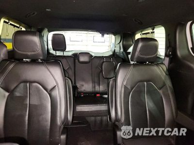 Zdjęcie 10 z 13 samochodu: 2018 CHRYSLER PACIFICA TOURING L VIN:2C4RC1BG7JR174878 - miniatura