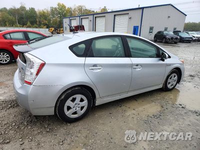 Trzecie zdjęcie samochodu z tyłu: 2011 TOYOTA PRIUS THREE VIN:JTDKN3DU8B0324017 - miniatura