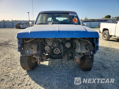 Piąte zdjęcie samochodu w środku: 1995 FORD BRONCO U100 VIN:1FMEU15Y0KLA27775 - miniatura