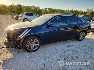 2015 TOYOTA CAMRY SE 4T1BF1FK3FU055125 - główne zdjęcie licytacji z USA - miniatura