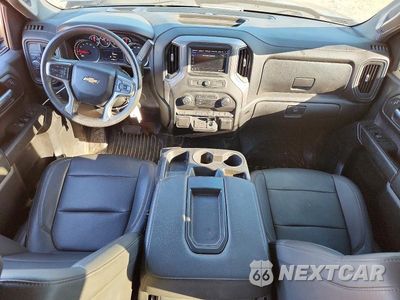 Zdjęcie 8 z 13 samochodu: 2021 CHEVROLET SILVERADO C1500 VIN:1GCPWAEH4MZ218686 - miniatura