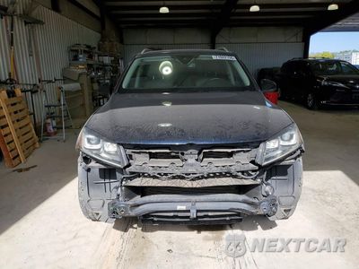 Piąte zdjęcie samochodu w środku: 2016 VOLKSWAGEN TOUAREG SPORT VIN:WVGEF9BP8GD012916 - miniatura