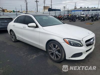 Czwarte zdjęcie samochodu z boku: 2015 MERCEDES-BENZ C 300 4MATIC VIN:55SWF4KB5FU019828 - miniatura
