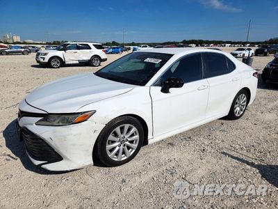 2019 TOYOTA CAMRY LE 4T1B11HKXKU704487 - główne zdjęcie licytacji z USA - miniatura