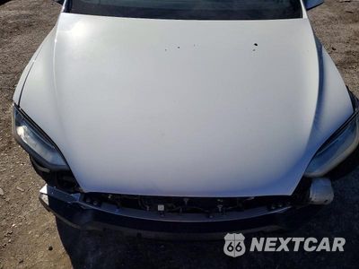 Zdjęcie 12 z 14 samochodu: 2022 TESLA MODEL X VIN:7SAXCDE5XNF343976 - miniatura