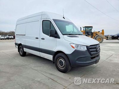 Czwarte zdjęcie samochodu z boku: 2024 MERCEDES-BENZ SPRINTER 2500 DELIVERY VAN VIN:W1Y4NBHY9RT161379 - miniatura