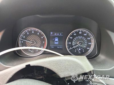 Zdjęcie 9 z 12 samochodu: 2020 HYUNDAI ELANTRA SEL VIN:5NPD84LF9LH529861 - miniatura