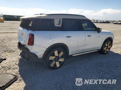 Trzecie zdjęcie samochodu z tyłu: 2025 MINI COUNTRYMAN S ALL4 VIN:WMZ23GA04S7P62829 - miniatura