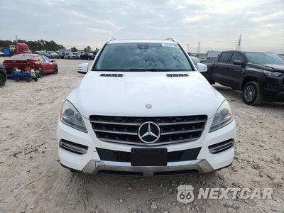 Piąte zdjęcie samochodu w środku: 2015 MERCEDES-BENZ ML 350 VIN:4JGDA5JB7FA480807 - miniatura