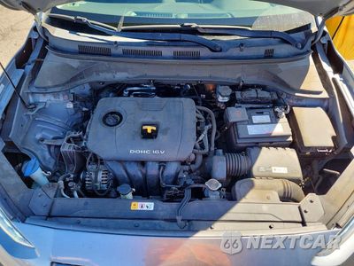 Zdjęcie 12 z 13 samochodu: 2018 HYUNDAI KONA SEL VIN:KM8K22AA9JU187072 - miniatura