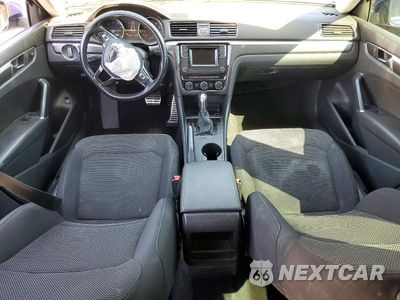 Zdjęcie 8 z 12 samochodu: 2016 VOLKSWAGEN PASSAT S VIN:1VWAT7A38GC066055 - miniatura