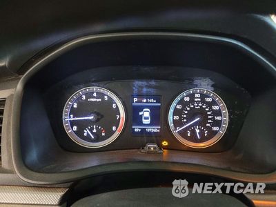 Zdjęcie 9 z 12 samochodu: 2018 HYUNDAI SONATA SE VIN:5NPE24AF7JH677657 - miniatura