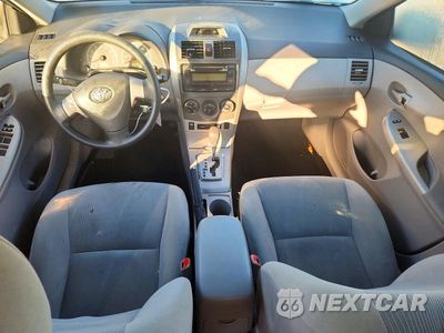 Zdjęcie 8 z 12 samochodu: 2012 TOYOTA COROLLA LE VIN:2T1BU4EE2CC902183 - miniatura
