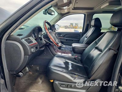 Zdjęcie 7 z 13 samochodu: 2010 CADILLAC ESCALADE ESV PREMIUM VIN:1GYUKJEF7AR103793 - miniatura