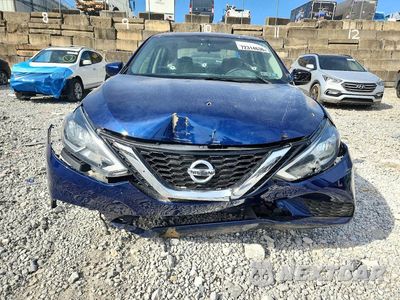 Piąte zdjęcie samochodu w środku: 2017 NISSAN SENTRA S VIN:3N1AB7AP4HY365370 - miniatura